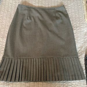 BRIGGS Vintage Houndstooth Skirt